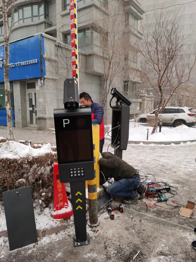 道闸车辆识别安装