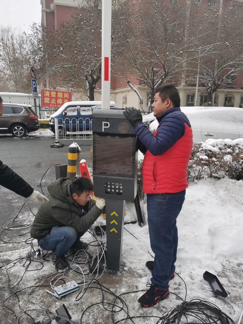 道闸车辆识别安装